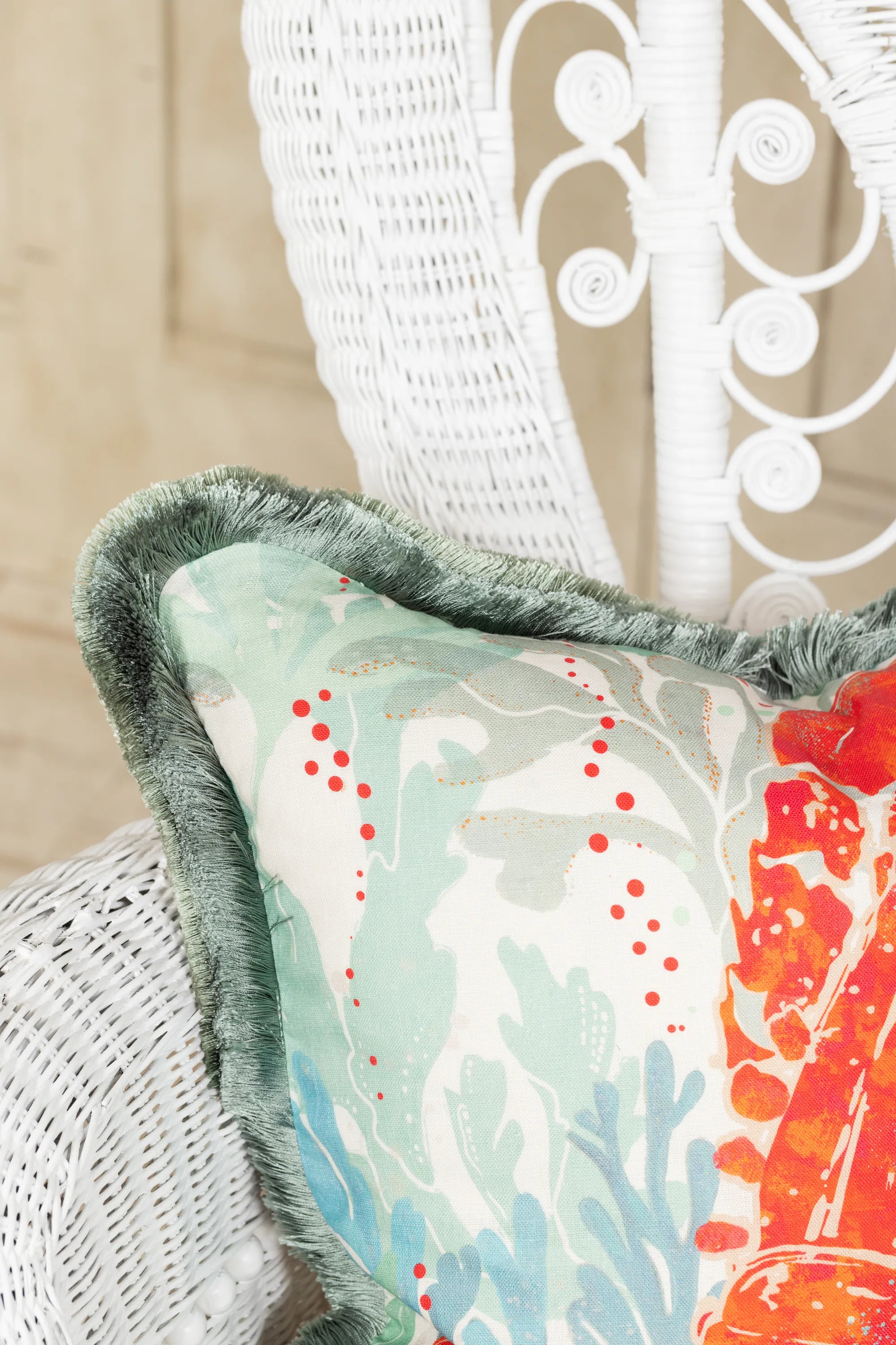 Queen of Hearts rare wicker Chair - 1890's