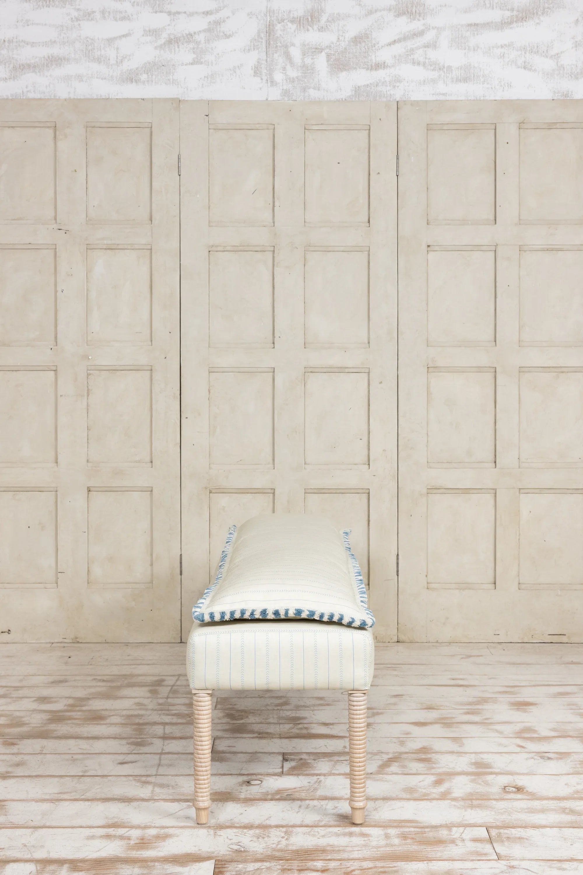 Rope Twist Bench with piped feather cushion